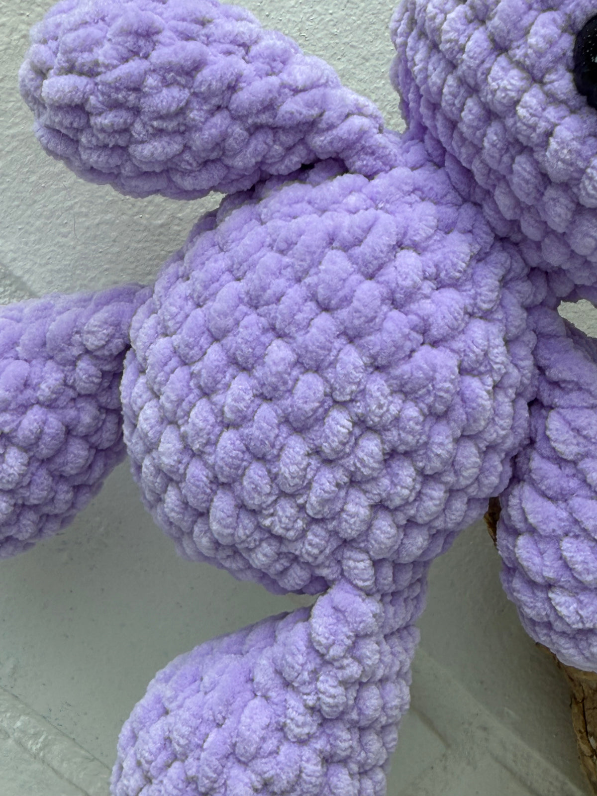 Nertas pliušinis meškutis – violetinė